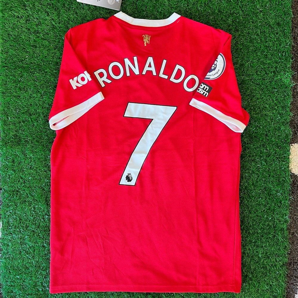 Ronaldo Manchester United Home 21/22  jersey